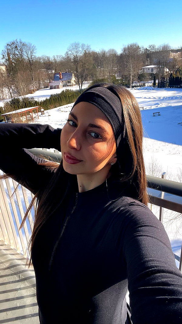 viki_dominev instagram image archive image