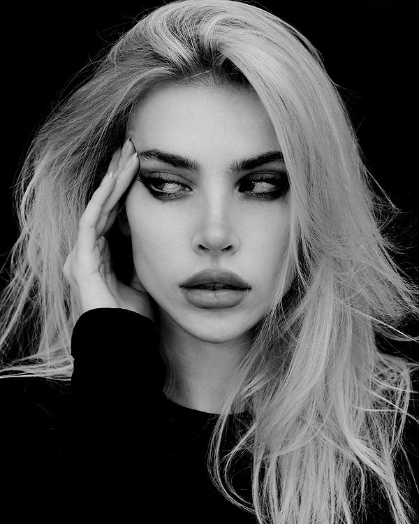 alien.hanna instagram image archive image