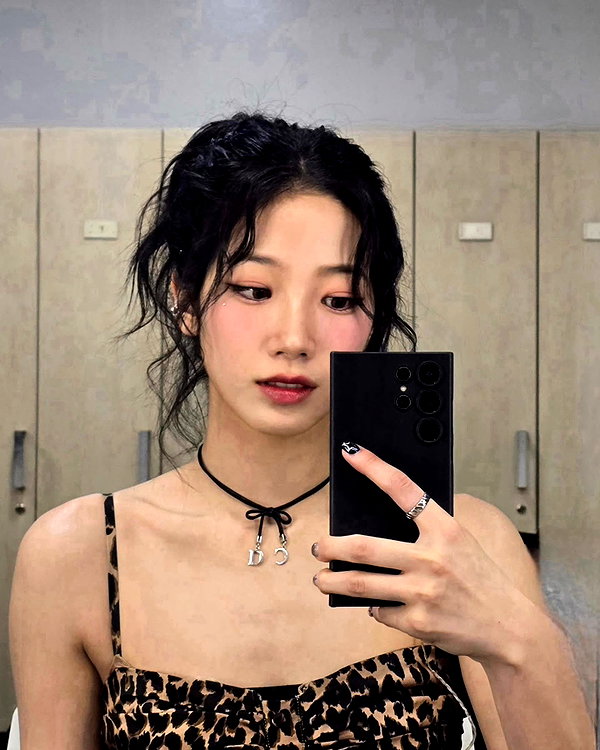 zuhazana instagram image archive image