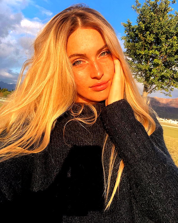 chelsnamsayin instagram image archive image