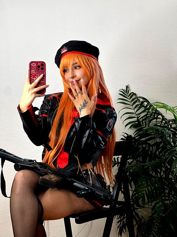 cata.leyah instagram image archive image