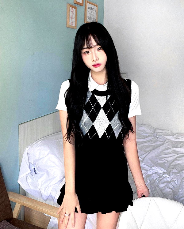 lai_931201 instagram image archive image