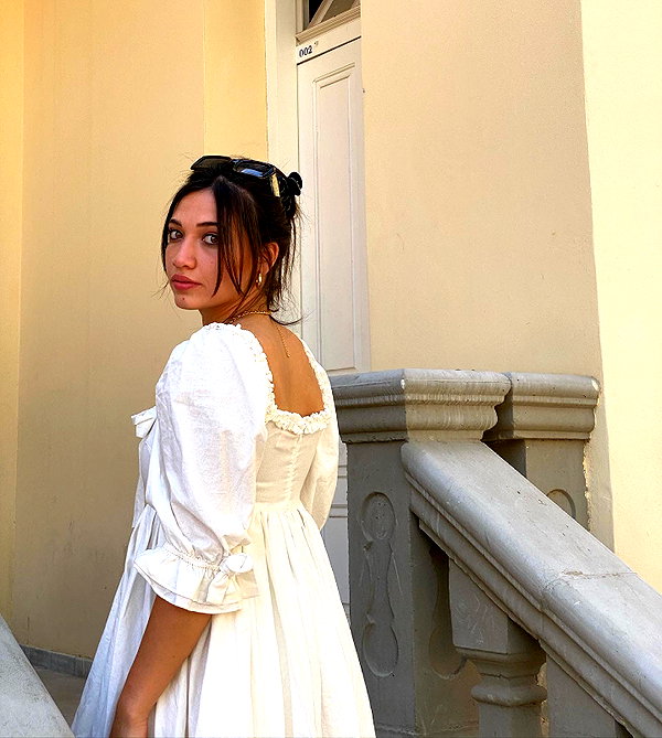 romi_henenson instagram image archive image