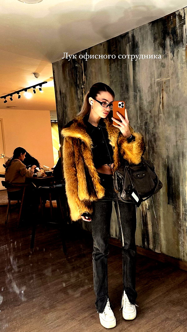 kkwwwv instagram image archive image