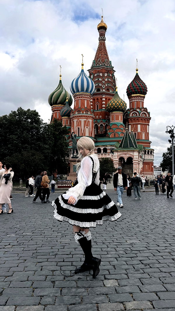 alina_thedoll instagram image archive image