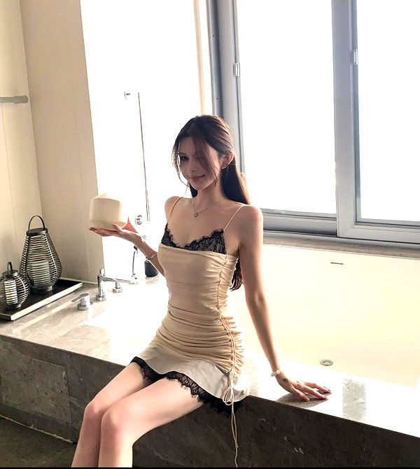 lyhythuedoxinh instagram image archive image