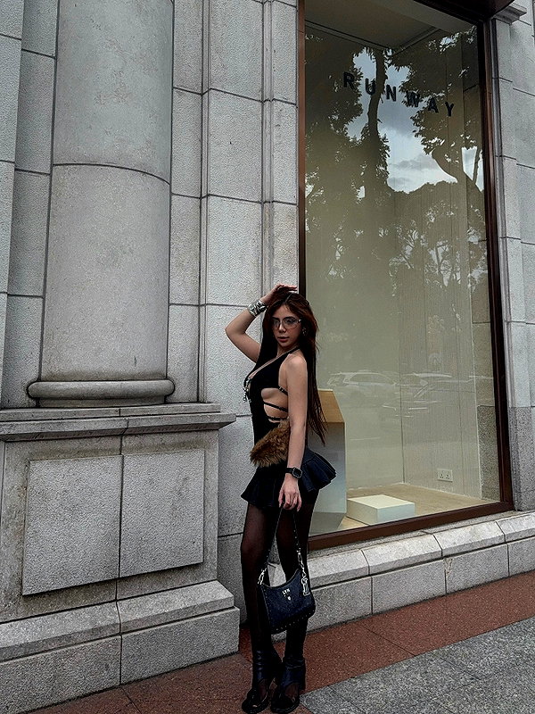lyhythuedoxinh instagram image archive image