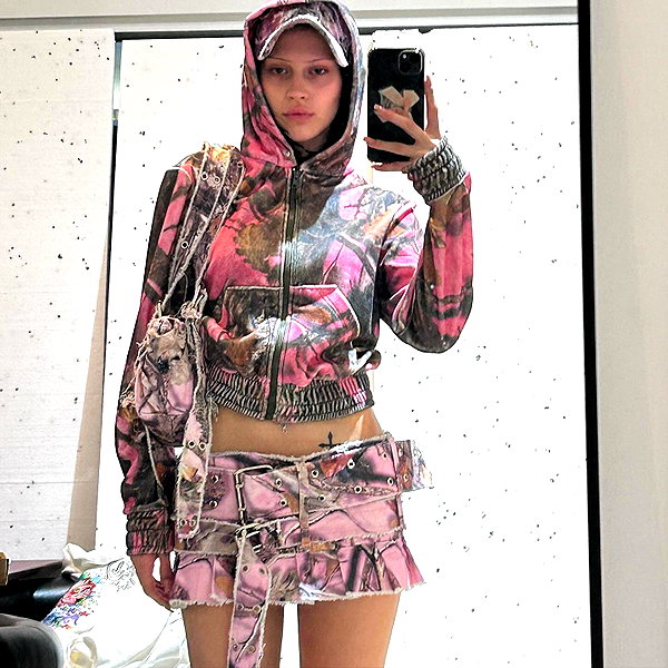 karolinaawasik instagram image archive image