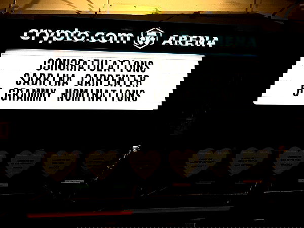 sabrinacarpenter sabrinacarpenter archive image