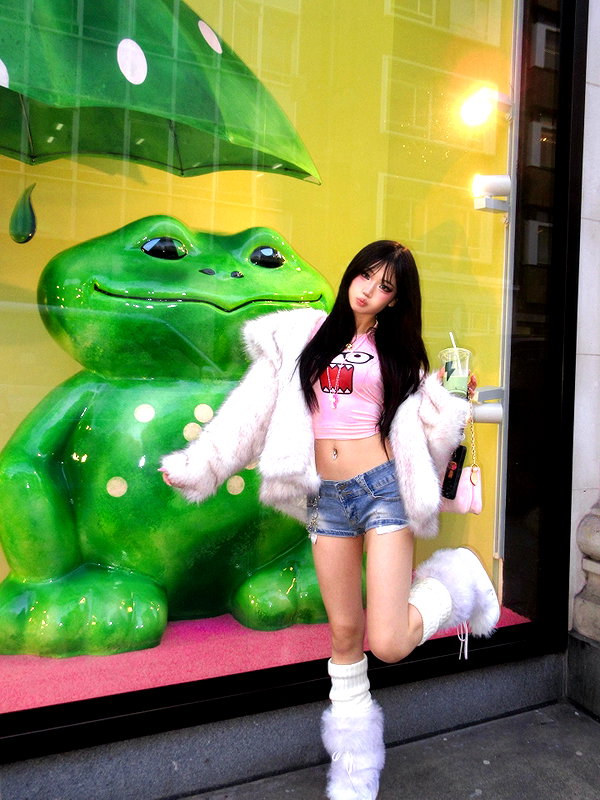 joycee.e instagram image archive image