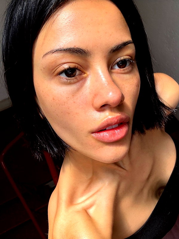 leonanaomii instagram image archive image