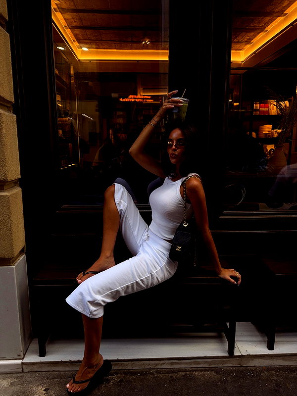 zoeliss instagram image archive image