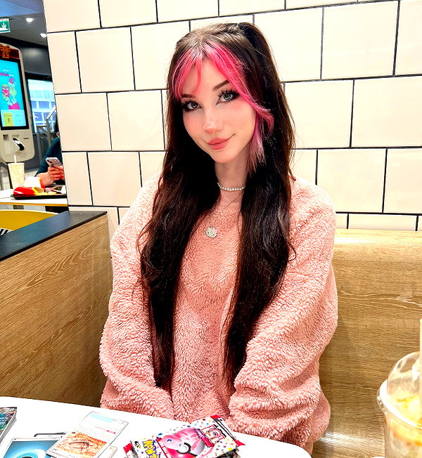 danielle.mercedie instagram image archive image