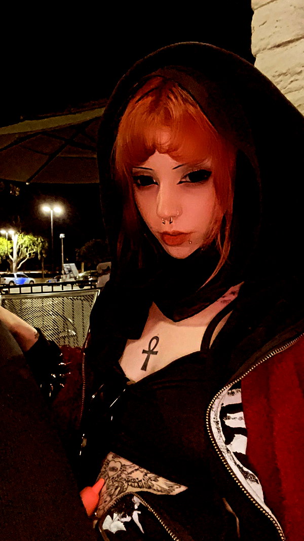 haileylayfield instagram image archive image