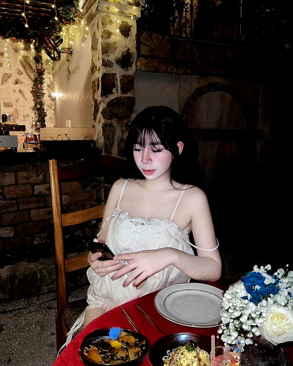 lyhythuedoxinh instagram image archive image