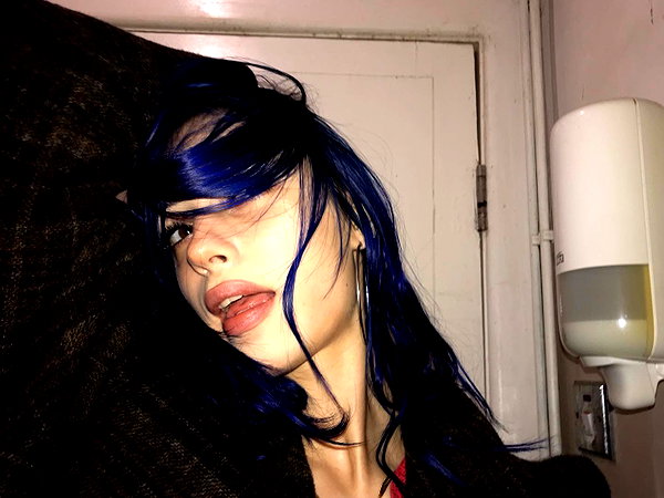 leyla.annemarie instagram image archive image