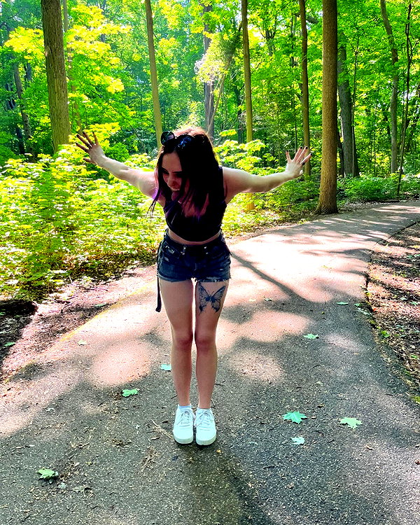 megann_eliizabeth instagram image archive image