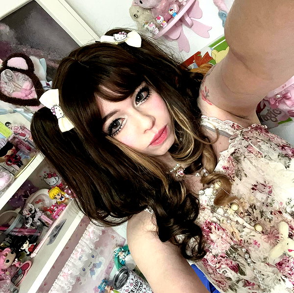 Archived image from @notchicore on Instagram