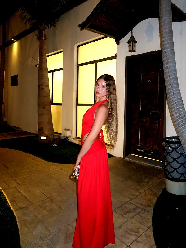 daniella_zeldis instagram image archive image