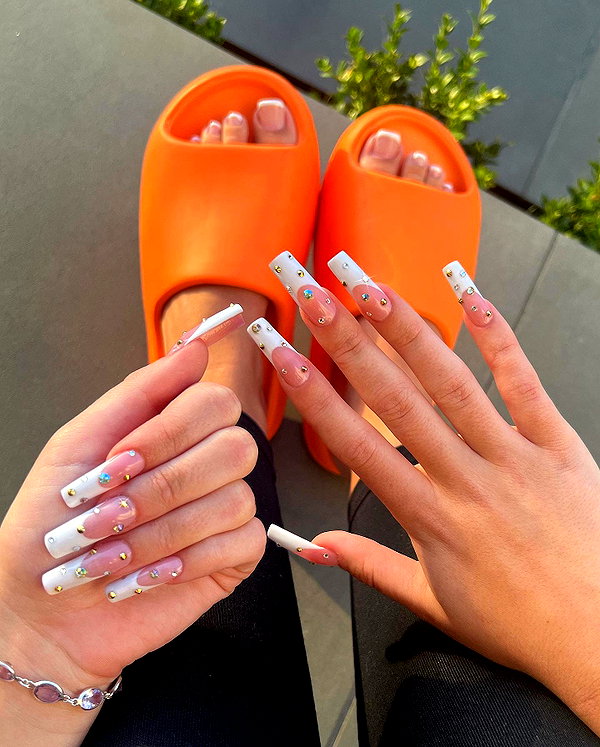 leahhalton instagram image archive image