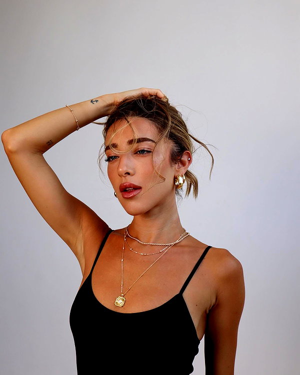 annezivi instagram image archive image