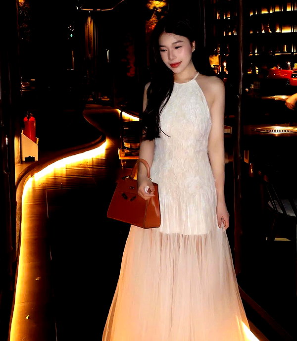 lyhythuedoxinh instagram image archive image