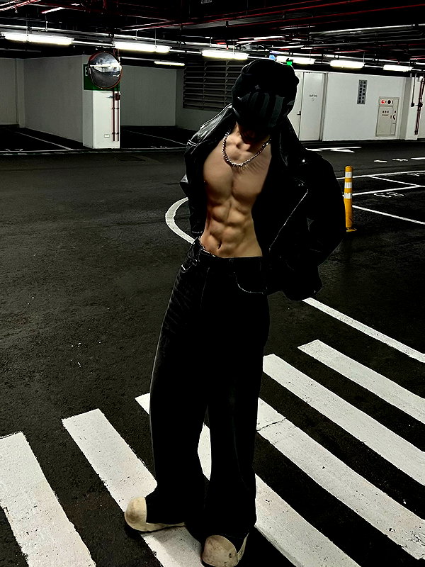 be_.xxz instagram image archive image