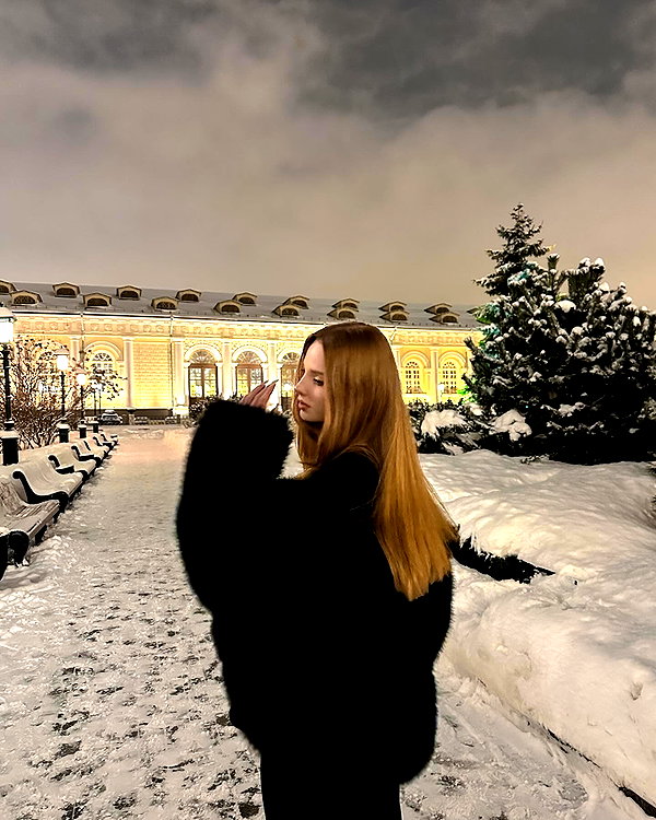 d.ddomyn instagram image archive image