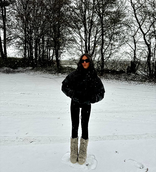 zoeliss instagram image archive image