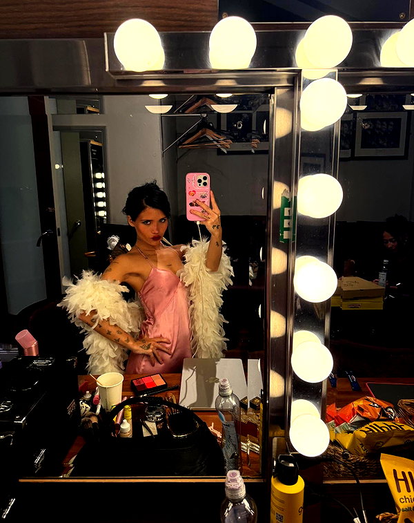 nessabarrett instagram image archive image