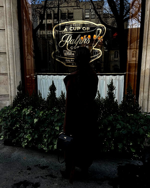 zoeliss instagram image archive image