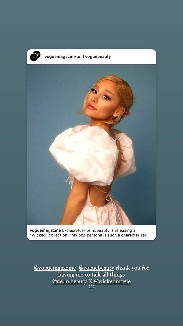 arianagrande instagram image archive image