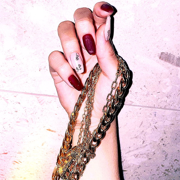 dear.zia instagram image archive image
