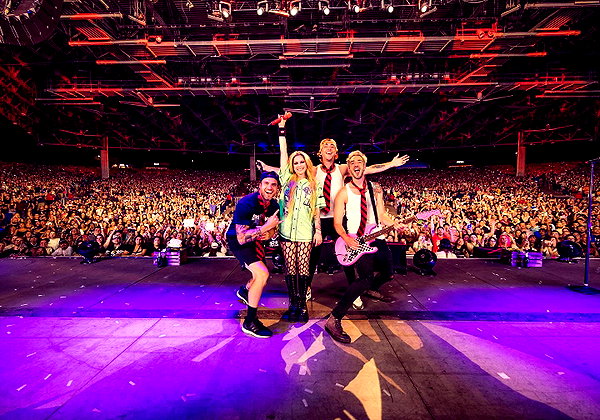 avrillavigne instagram image archive image