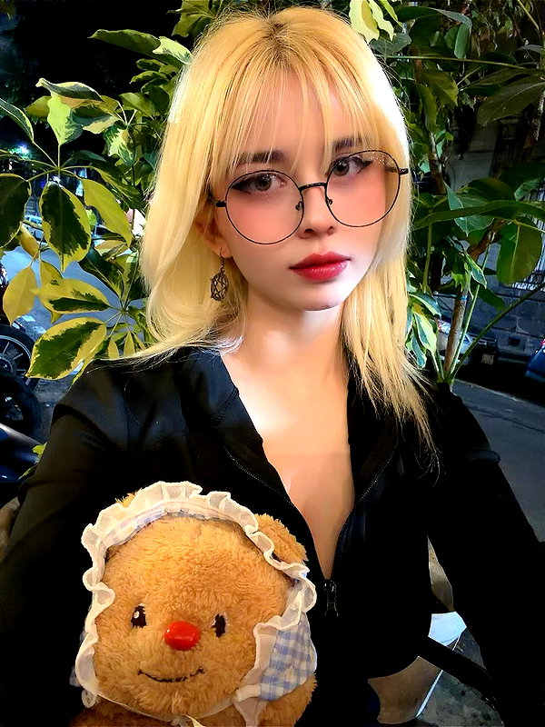 luly1980s instagram image archive image