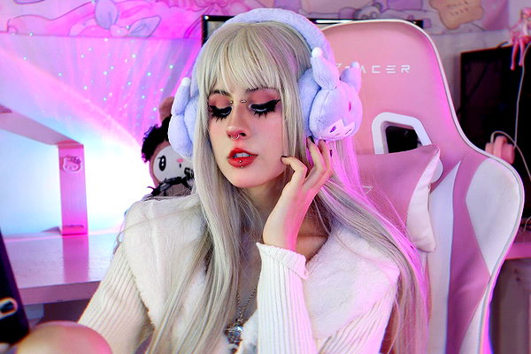jadelaverne instagram image archive image