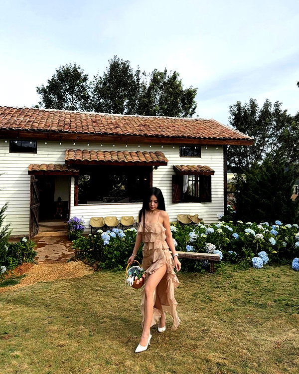 lyhythuedoxinh instagram image archive image