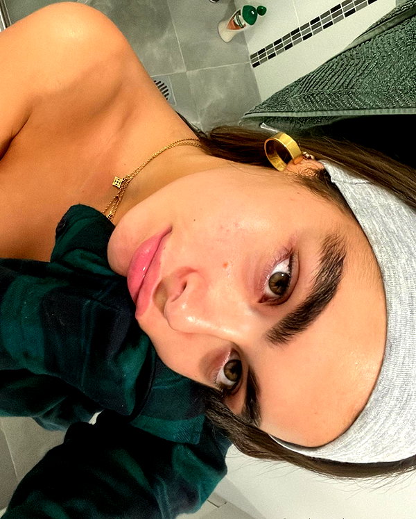 oliviaphillipps instagram image archive image