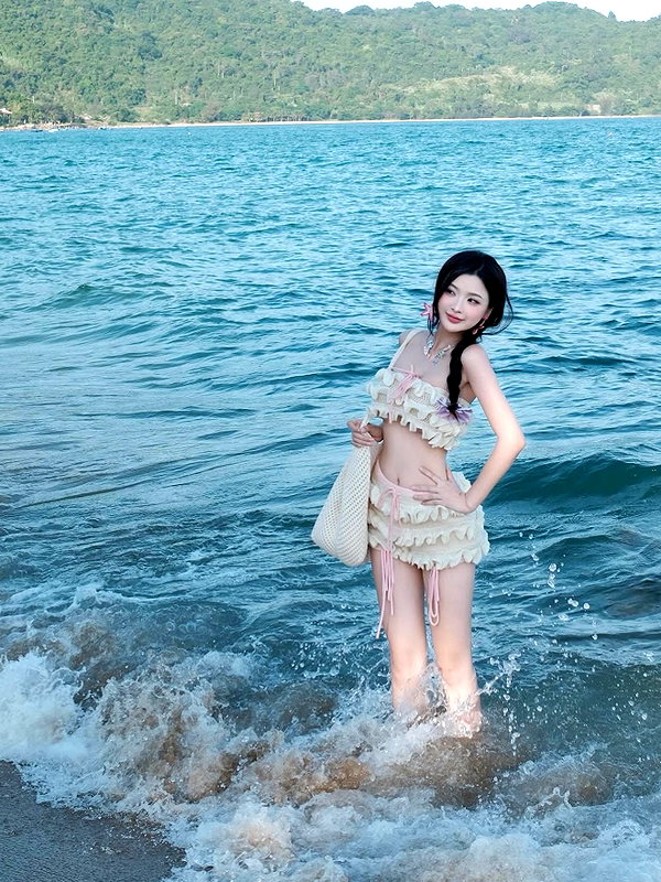 lyhythuedoxinh instagram image archive image