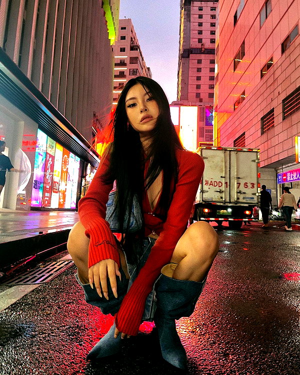 ll.lu1s instagram image archive image
