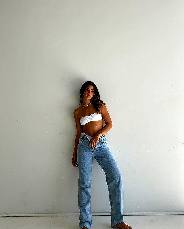 dekota_thompson instagram image archive image