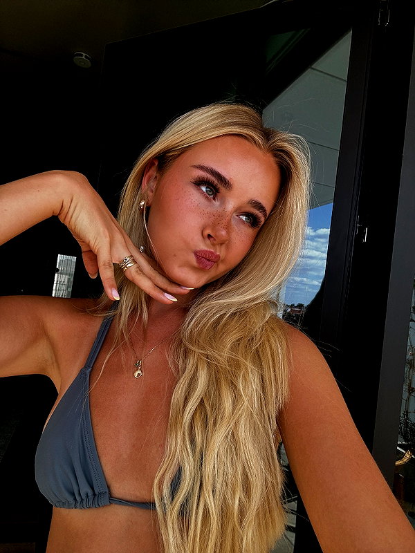 lilih instagram image archive image