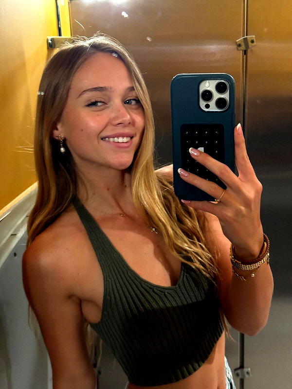 kyla.doddsss instagram image archive image