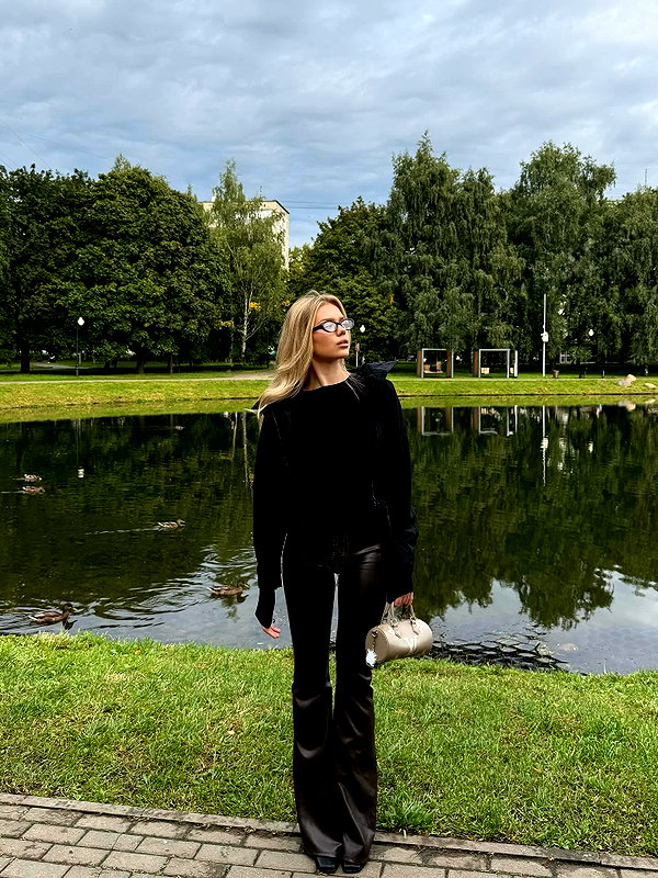 esmireal instagram image archive image