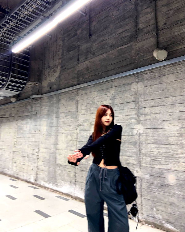 is2tian instagram image archive image