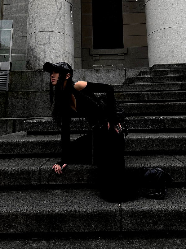 a.tinn___ archive image
