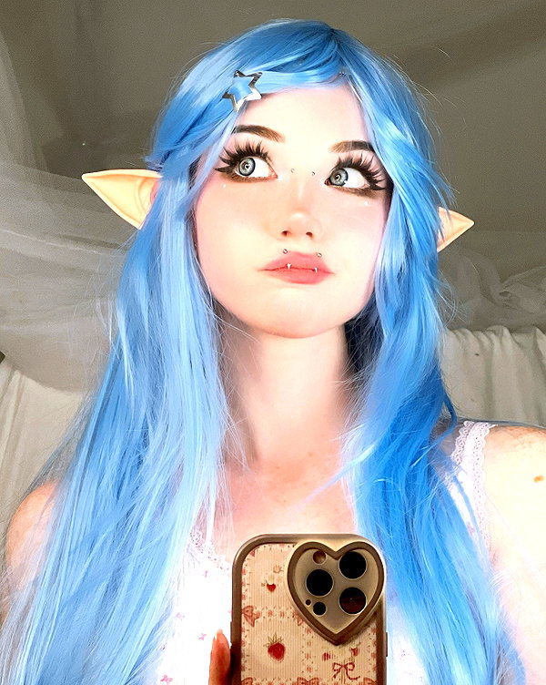 danielle.mercedie instagram image archive image