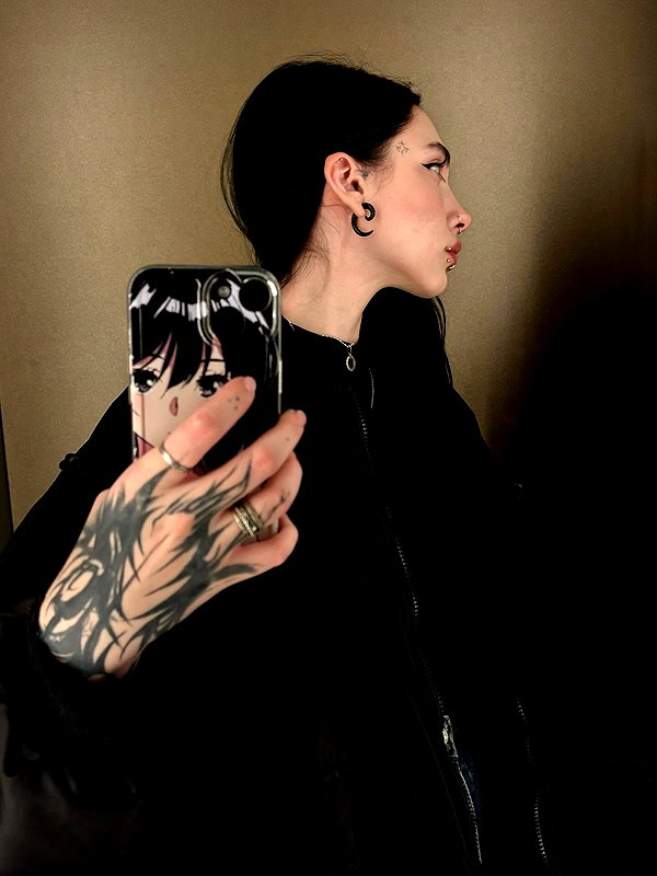 kriskaik instagram image archive image