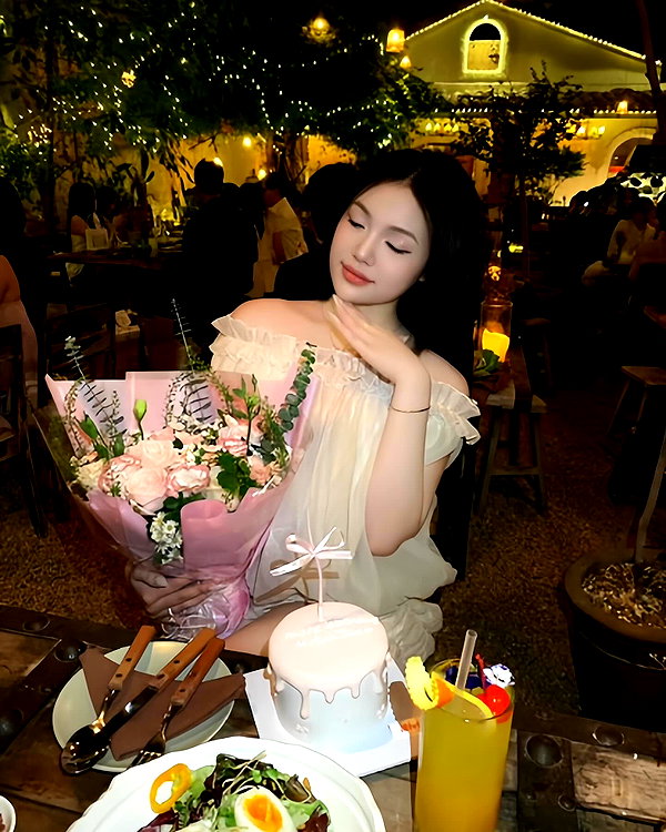 lyhythuedoxinh instagram image archive image