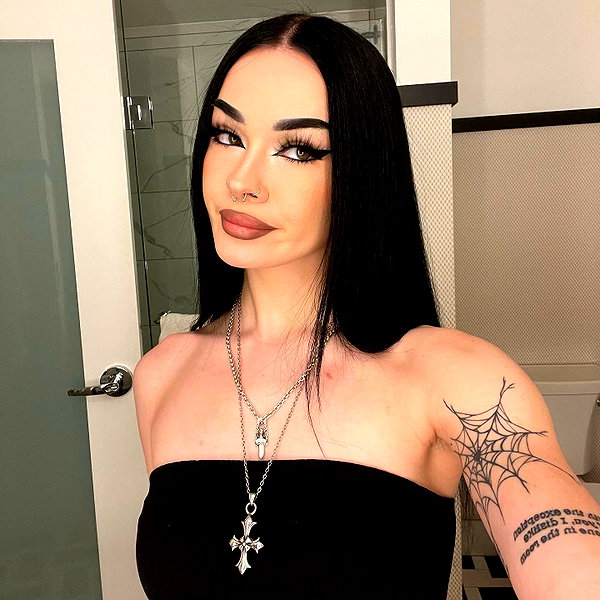 gabs.z.x instagram image archive image